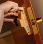 West Roxbury Locksmith West Roxbury, MA 617-449-7503 - new-locks-installation